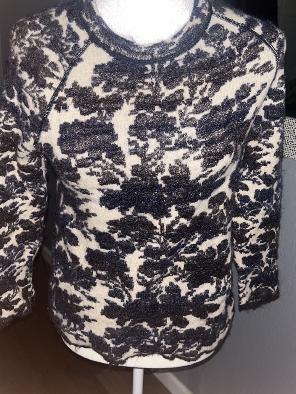 Tory Burch black and Cream Textured Crewneck Sweater